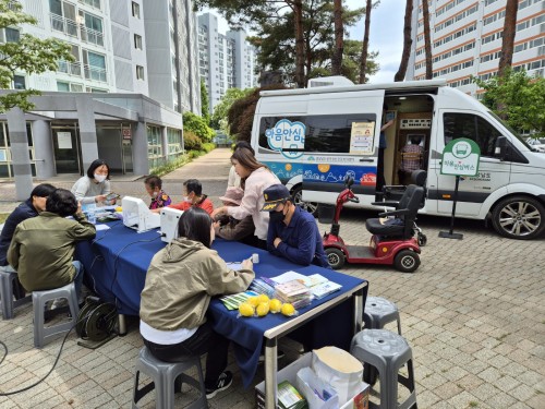 「자살 다빈도 장소 관리 사업」 임대아파트 자살예방 캠페인 (밀양 삼문)